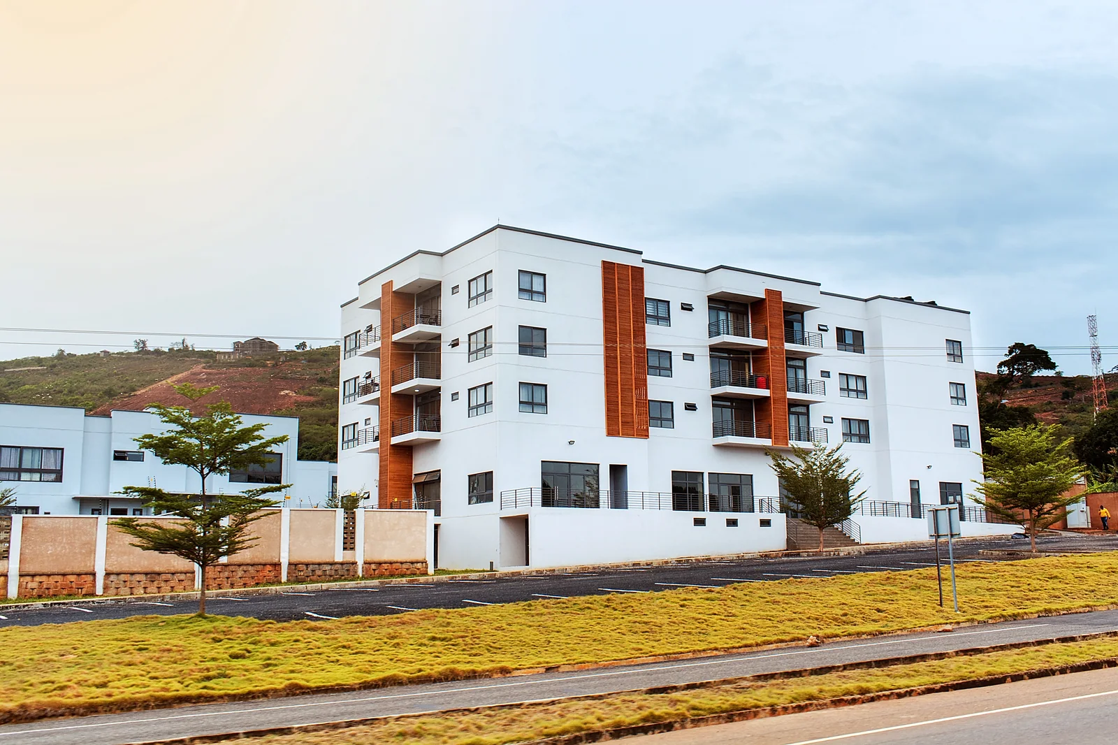 Bâtiment résidentiel au Ghana, 2022. Photographie de contexte.